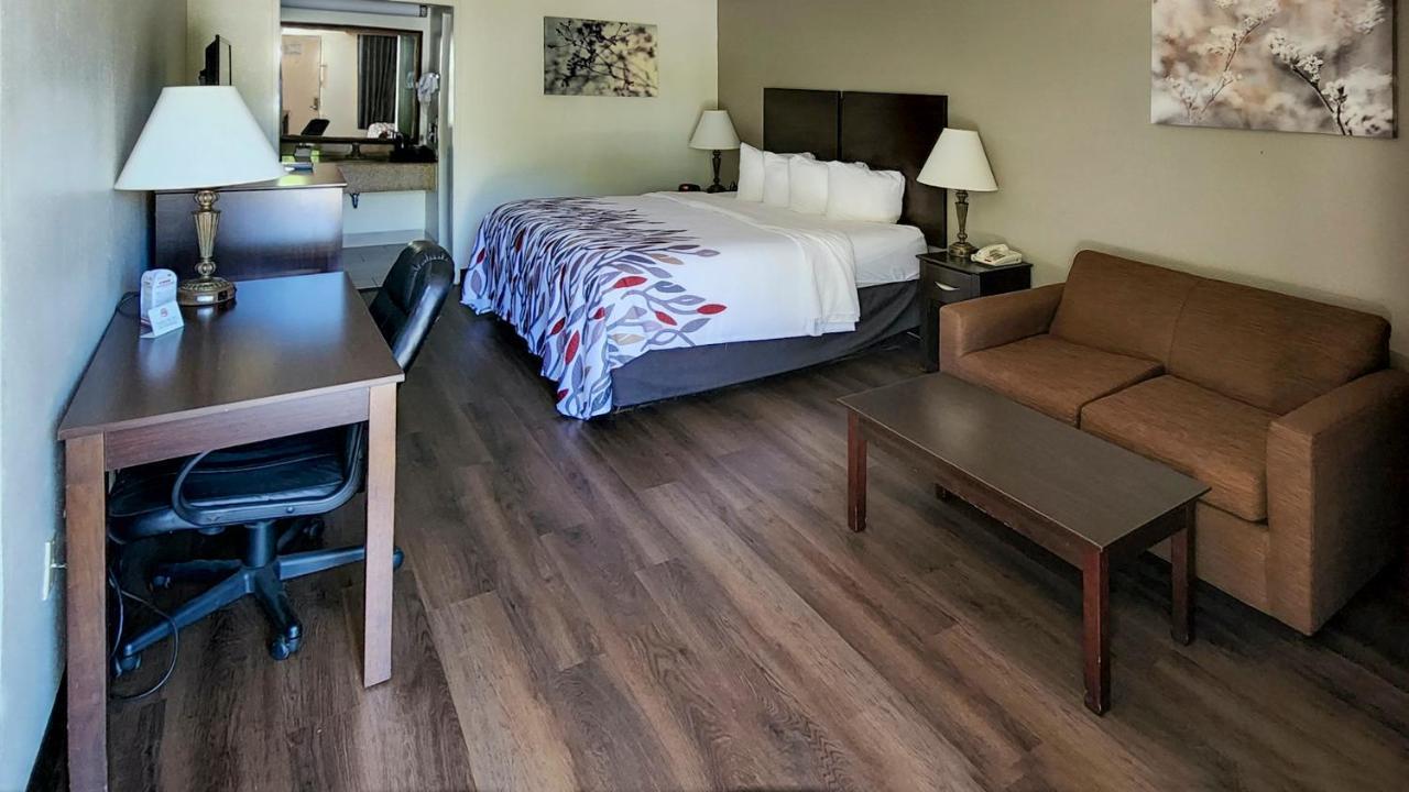 Red Roof Inn Tallahassee East Екстериор снимка
